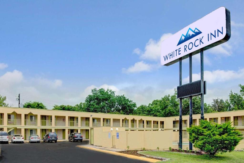 White Rock Inn 圣马科斯 外观 照片